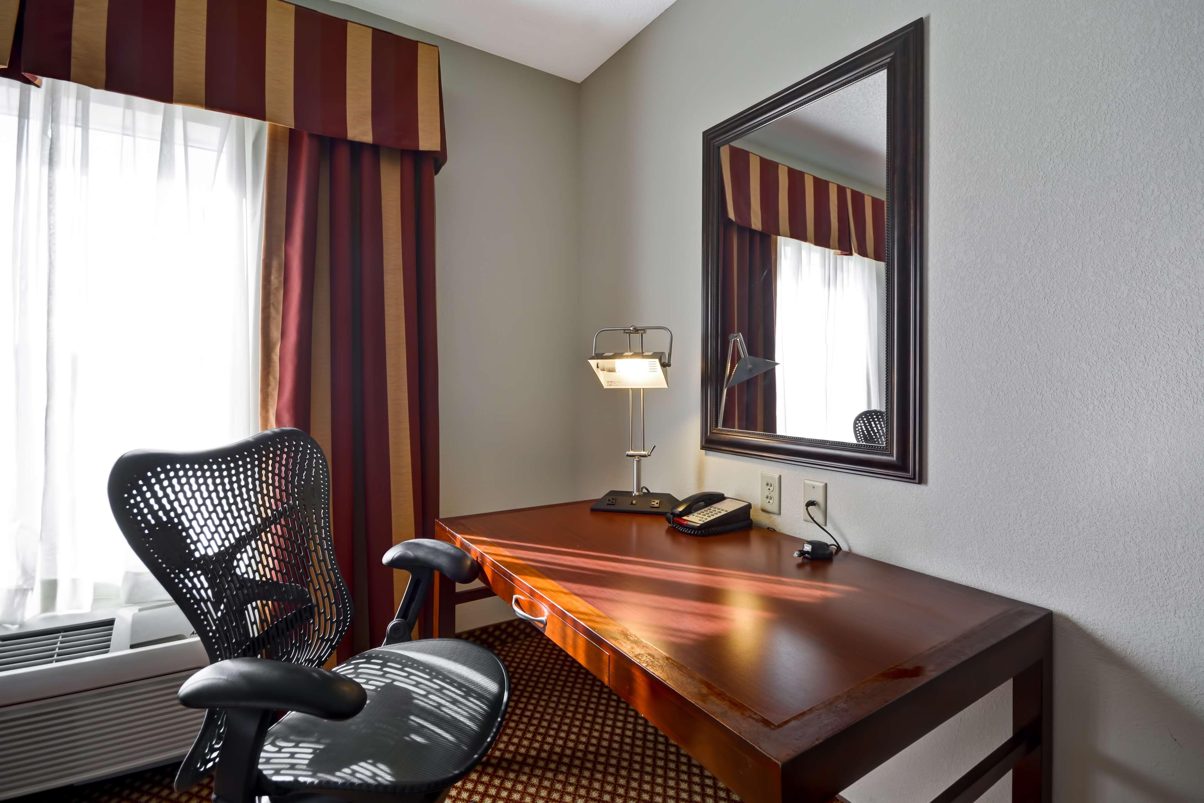 Hilton Garden Inn Tampa Riverview Brandon Buitenkant foto