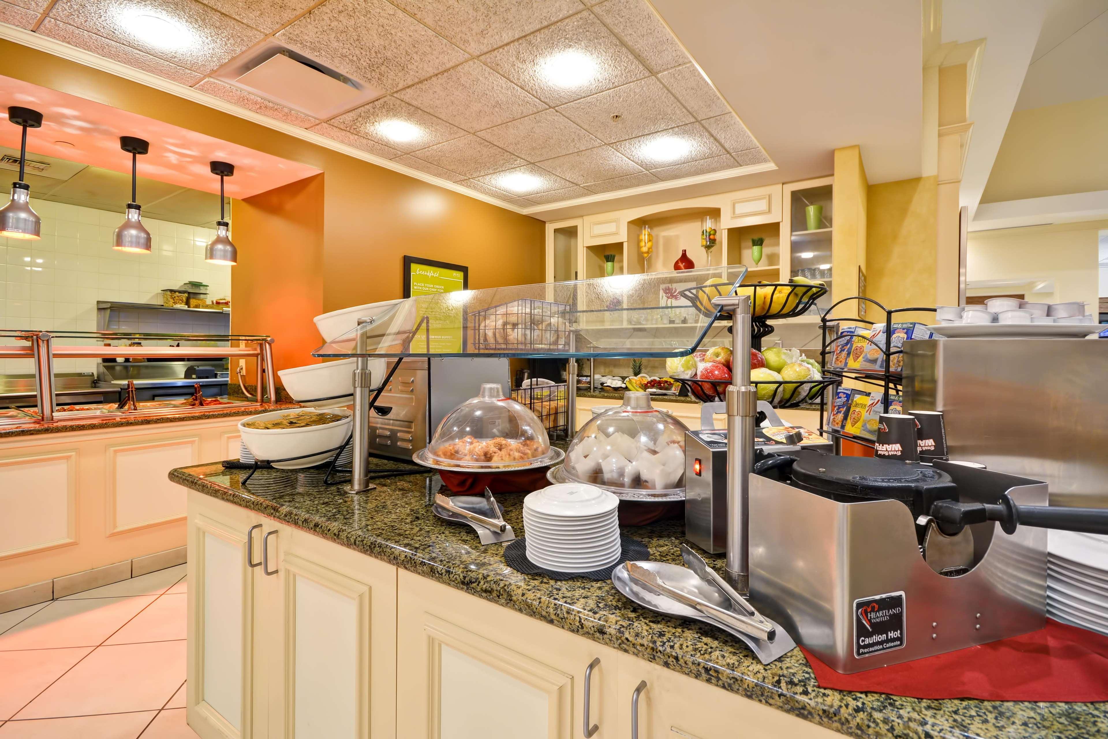 Hilton Garden Inn Tampa Riverview Brandon Buitenkant foto