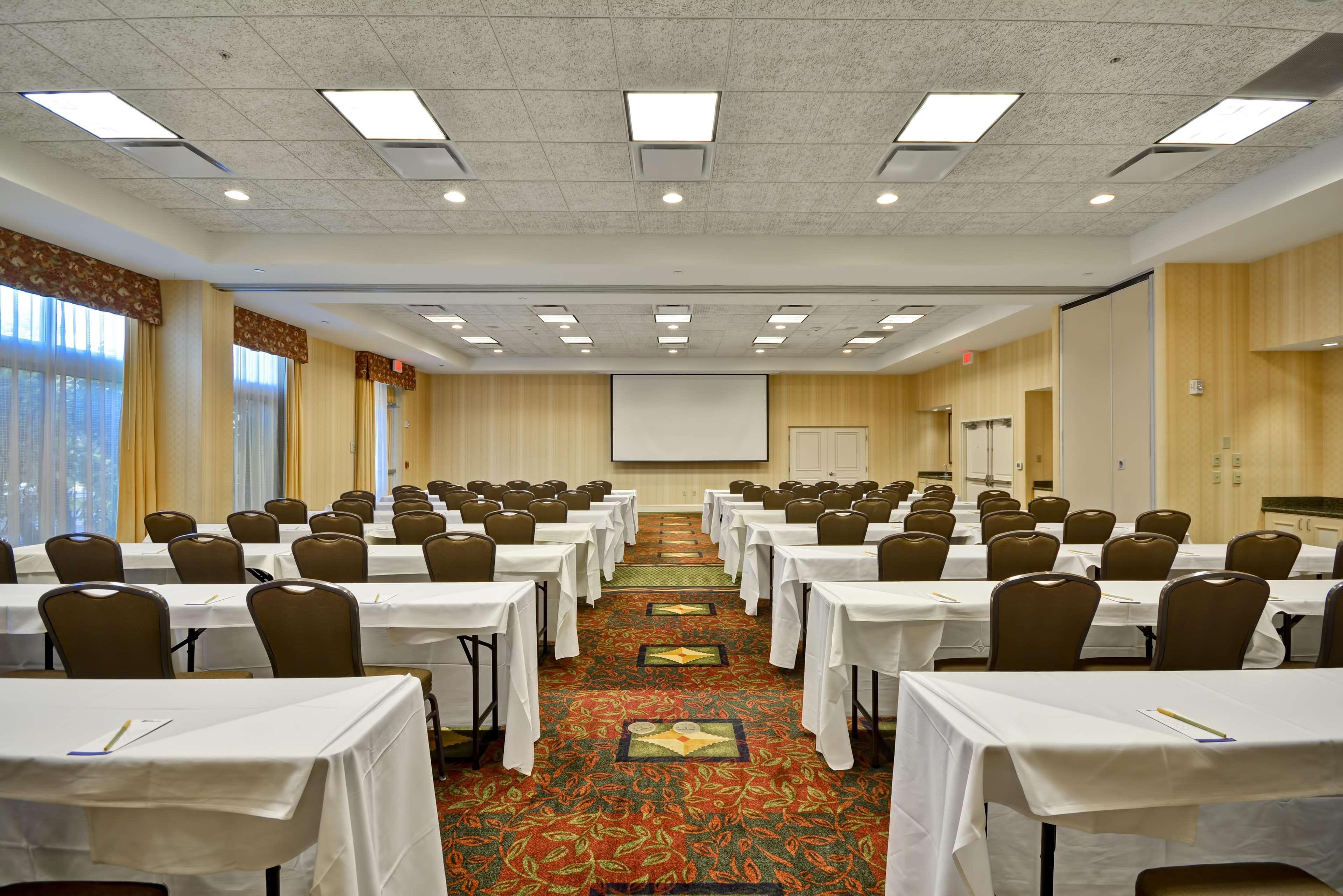 Hilton Garden Inn Tampa Riverview Brandon Buitenkant foto